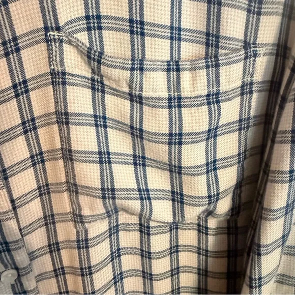 Women’s Treasure & Bond Boyfriend Fit Size M Blue Checkered Button Up Soft Shirt - Picture 4 of 9